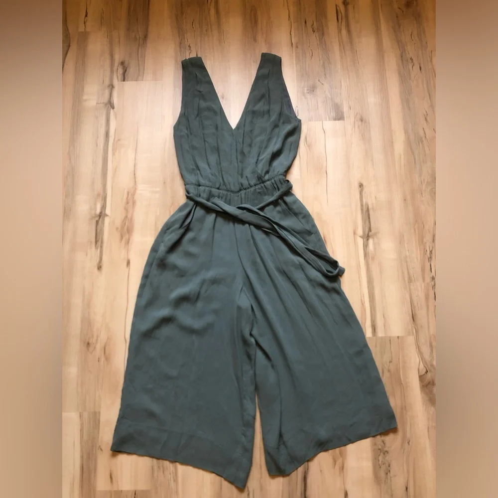 Babaton Maximilion Sleeveless V-Neck Wide-Leg Jumpsuit Teal Blue Green - Picture 3 of 12